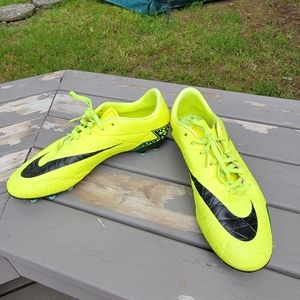 Nike  Hypervenom AG Volt yellow/Green size 8.5